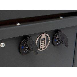 Лавка з сонячними панелями «SmartEcoRest» для заряджання гаджетів